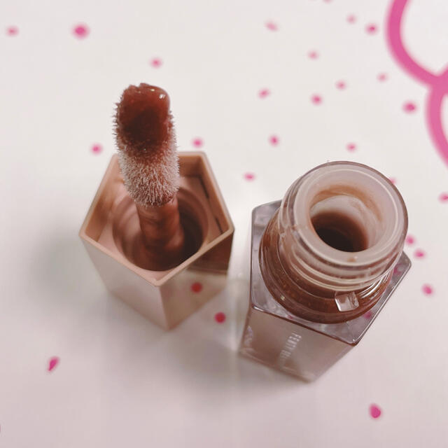 Sephora(セフォラ)の新品未使用　リアーナ　FENTY BEAUTY グロス　Hot chocolit コスメ/美容のベースメイク/化粧品(リップグロス)の商品写真