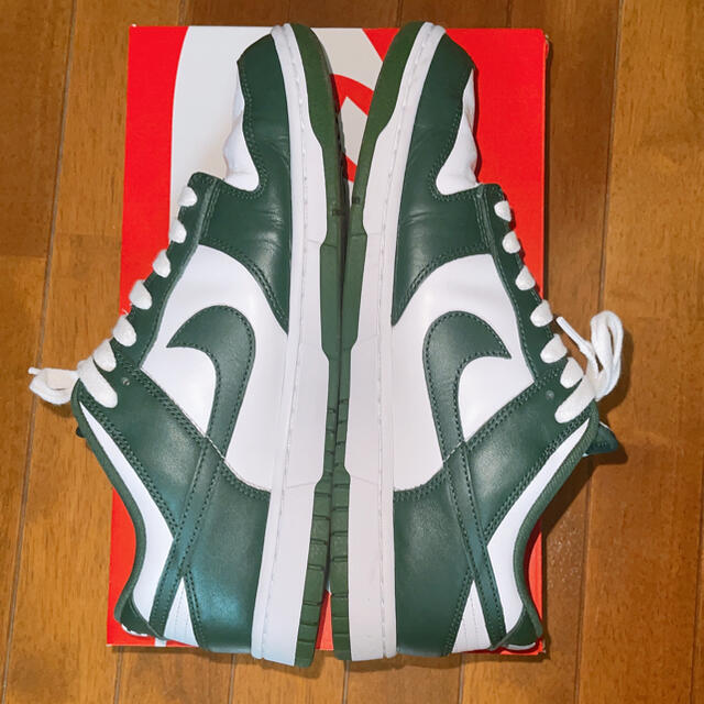 NIKE(ナイキ)のNIKE DUNK LOW RETRO ”Team Green” 29cm メンズの靴/シューズ(スニーカー)の商品写真