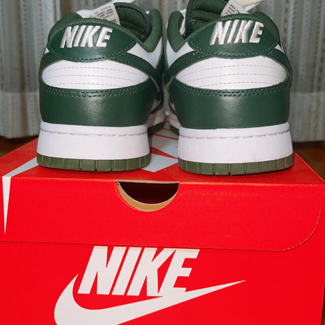 NIKE(ナイキ)のNIKE DUNK LOW RETRO ”Team Green” 29cm メンズの靴/シューズ(スニーカー)の商品写真