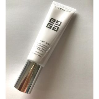 ジバンシィ(GIVENCHY)のとも様専用　ブランディヴァン　UVシールド　日焼け止め乳液(化粧下地)