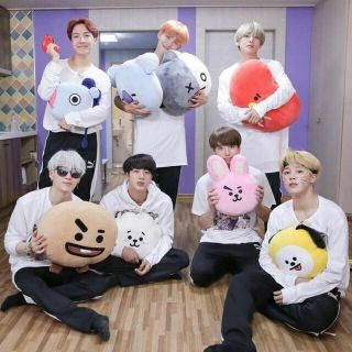 BTS BT21【公式】ベーシック フェイス クッション マン もちもち