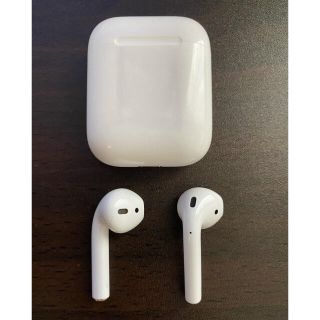 アップル(Apple)のApple AirPods 第一世代　MMEF2J/A(ヘッドフォン/イヤフォン)