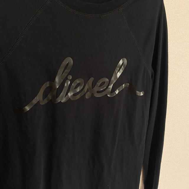 DIESEL(ディーゼル)のディーゼル꙳★*ﾟ長袖プリントロゴTシャツ レディースのトップス(Tシャツ(長袖/七分))の商品写真