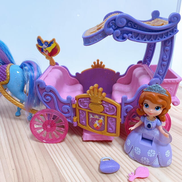 Disney ちいさなプリンセスソフィア 馬車 コンパクトセットの通販 By Kaen S Shop ディズニーならラクマ