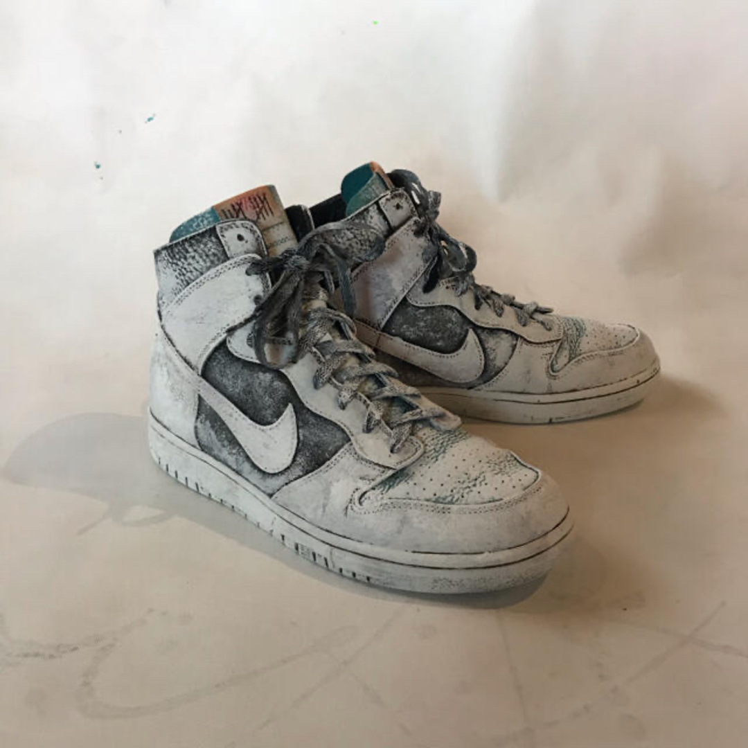 NIKE(ナイキ)のGETEMONTS×NIKE UNDEFEATED DUNK HI NL メンズの靴/シューズ(スニーカー)の商品写真