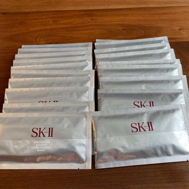 SK-II(エスケーツー)のSK-Ⅱ ホワイトニングソース ダーム・リバイバルマスク 20枚 コスメ/美容のスキンケア/基礎化粧品(パック/フェイスマスク)の商品写真