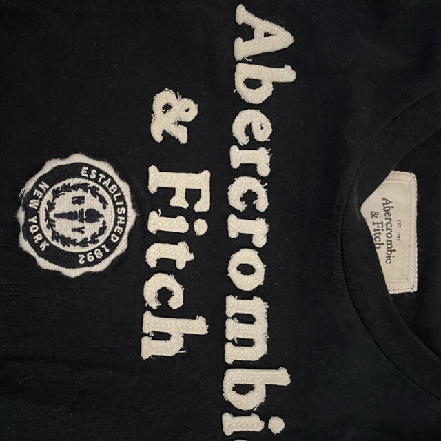 Abercrombie&Fitch(アバクロンビーアンドフィッチ)のアバクロ　レディース　ロゴtシャツ　XS Abercrombie&Fitch レディースのトップス(Tシャツ(半袖/袖なし))の商品写真