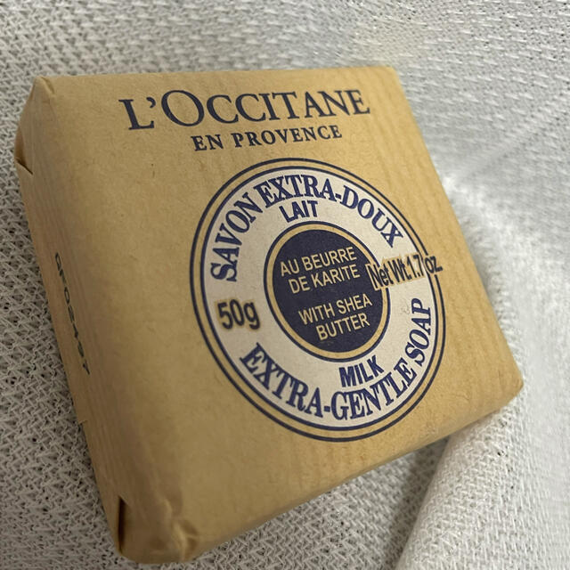 L'OCCITANE(ロクシタン)の新品未使用♪LOCCITANE ロクシタン 石鹸　50g コスメ/美容のボディケア(ボディソープ/石鹸)の商品写真