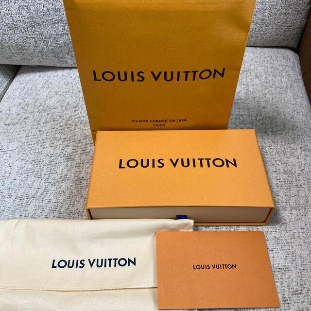 LOUIS VUITTON(ルイヴィトン)の本日限定価格！ルイヴィトン ポルトフォイユ・サラ レティーロ長財布 レディースのファッション小物(財布)の商品写真