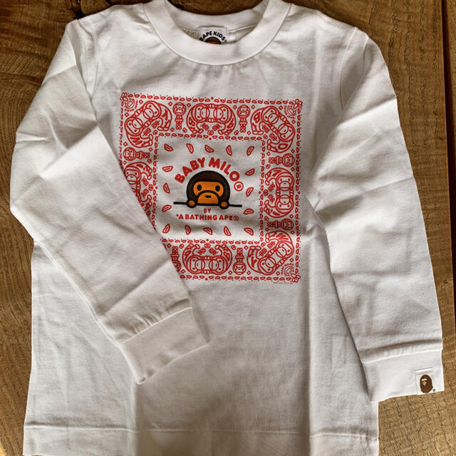 A BATHING APE(アベイシングエイプ)の【新品未使用】アベイシングエイプ ベイプキッズ　長袖Tシャツ 110cm キッズ/ベビー/マタニティのキッズ服男の子用(90cm~)(Tシャツ/カットソー)の商品写真