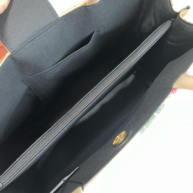 和柄 バッグ 着物 レディースのバッグ(ハンドバッグ)の商品写真
