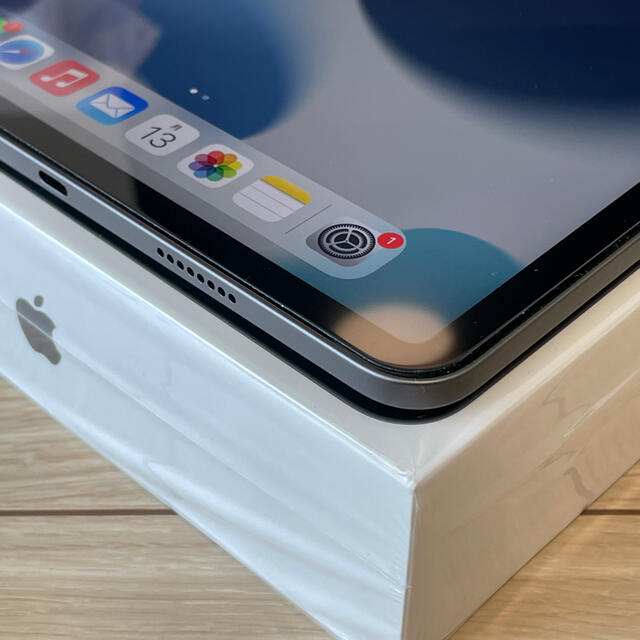 美品 即納 iPad Pro 第3世代 Wi-Fi 128GB 11インチ 美品 即納 iPad Pro 第3世代 Wi-Fi 128GB 11インチ