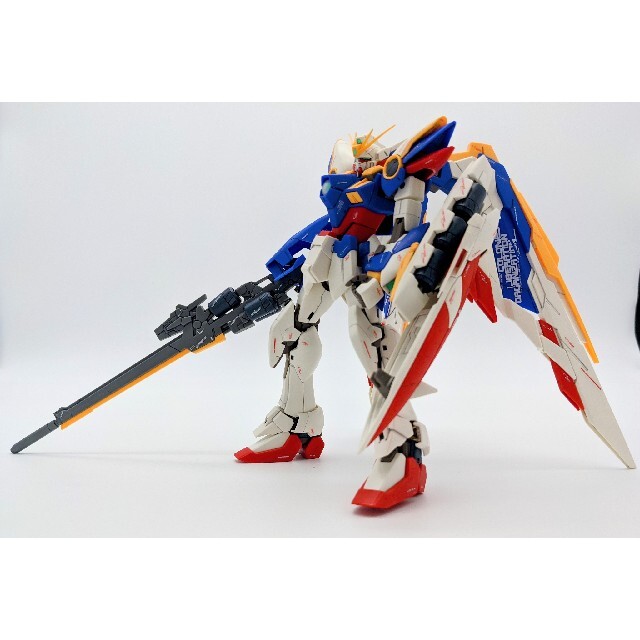 BANDAI(バンダイ)のMG/ガンプラ/ウイングガンダム/Ver.ka/完成品 エンタメ/ホビーのおもちゃ/ぬいぐるみ(模型/プラモデル)の商品写真