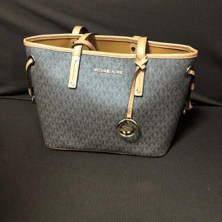 マイケルコース(Michael Kors)のマイケルコース　バッグ(ショルダーバッグ)