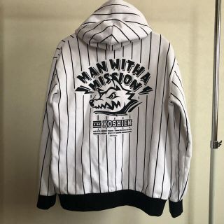 マンウィズアミッション(MAN WITH A MISSION)の古着　MAN WITH A MISSION Liveツアーパーカー◇M-0227(ミュージシャン)