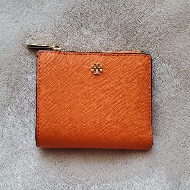 【新品】TORY BURCH 二つ折り財布　トリーバーチ　オレンジ