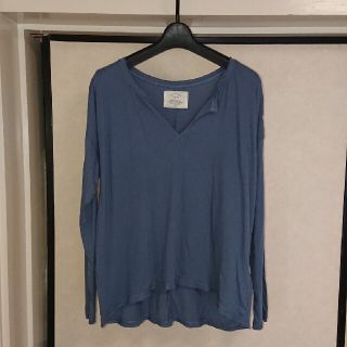 アングリッド(Ungrid)のUngridアングリッド☆ブルーがかったグレーの長袖Tシャツ(未使用品)(Tシャツ(長袖/七分))