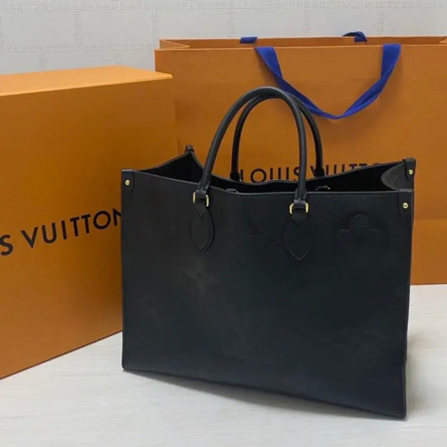 Louis Vuitton ルイヴィトン オンザゴー GM All Black