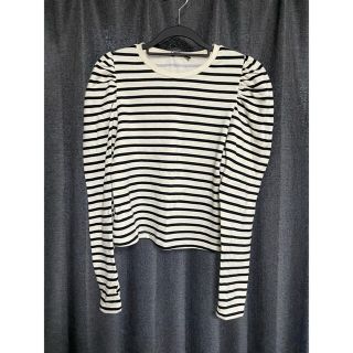 ザラ(ZARA)のパフスリーブ　トップス(カットソー(長袖/七分))