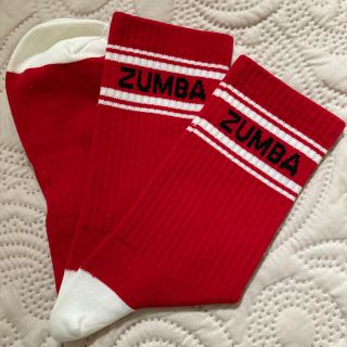 ズンバ(Zumba)のzumba  ソックス　新品　お値下げ(トレーニング用品)