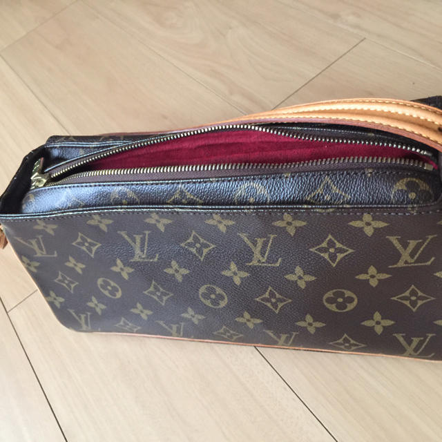 LOUIS VUITTON(ルイヴィトン)のヴィトン ビバシテ レディースのバッグ(ショルダーバッグ)の商品写真