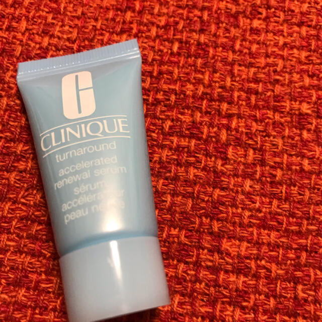 CLINIQUE(クリニーク)のクリニーク　ターンアラウンドセラム美容液　 コスメ/美容のスキンケア/基礎化粧品(美容液)の商品写真