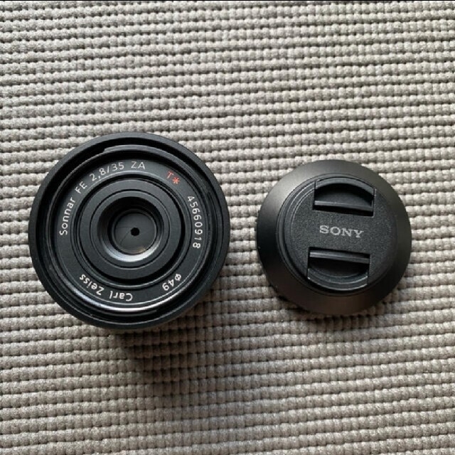 Sonnar T* FE 35mm F2.8 ZA SEL35F28Z Sonnar T* FE 35mm F2.8 ZA SEL35F28Z