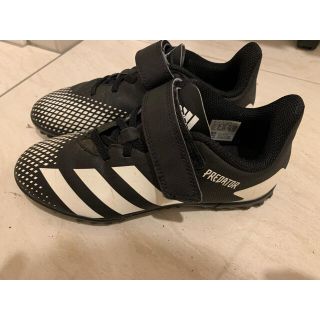 アディダス(adidas)のアディダス　サッカーシューズ　プレデター　サイズ21cm(シューズ)