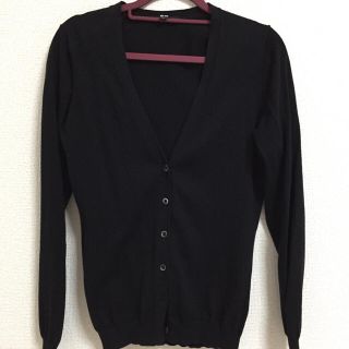 ユニクロ(UNIQLO)のUNIQLO Ｖネックカーディガン(カーディガン)