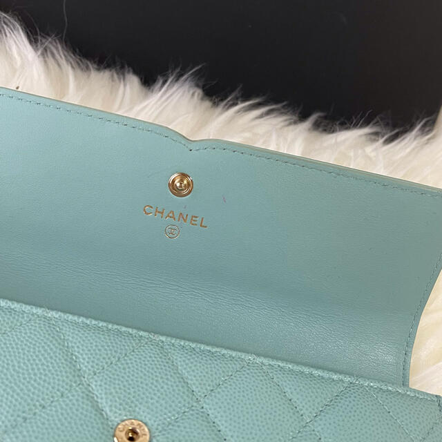 CHANEL(シャネル)の美品❤️ レアカラー　シャネル　CCフィリグリー　キャビアスキン　長財布 レディースのファッション小物(財布)の商品写真