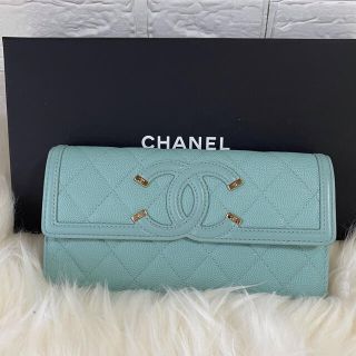 シャネル(CHANEL)の美品❤️ レアカラー　シャネル　CCフィリグリー　キャビアスキン　長財布(財布)