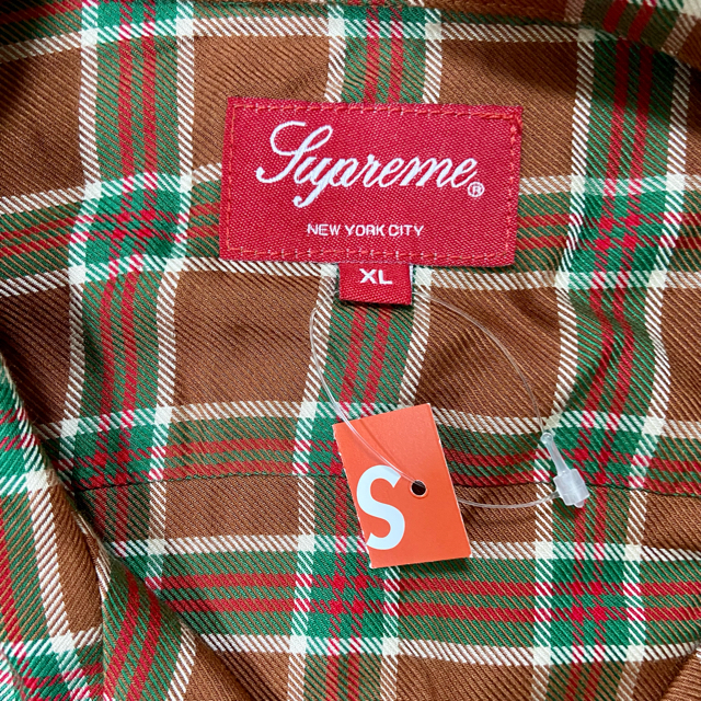 Supreme(シュプリーム)のXL Supreme Plaid Rayon Shirt メンズのトップス(シャツ)の商品写真