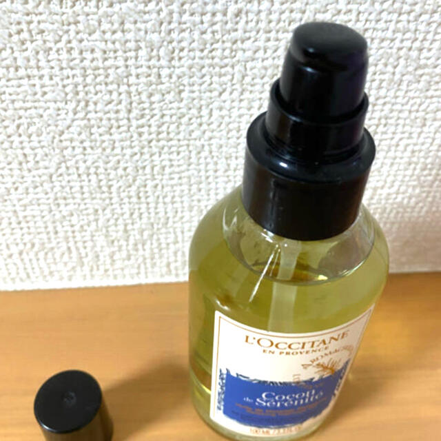 L'OCCITANE(ロクシタン)の〇 限定品 !! ロクシタン プロヴァンス アロママッサージ オイル 100ml コスメ/美容のボディケア(ボディオイル)の商品写真