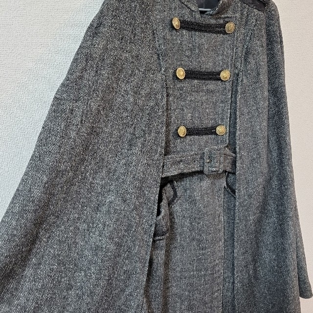 axes femme(アクシーズファム)のaxes femme ナポレオンマント風コート チャコール レディースのジャケット/アウター(ポンチョ)の商品写真