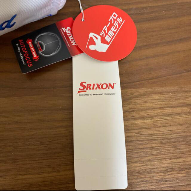 Srixon(スリクソン)の値下げしました！srixon キャップ　ツアーモデル　ゴルフ　新品タグ付き スポーツ/アウトドアのゴルフ(ウエア)の商品写真