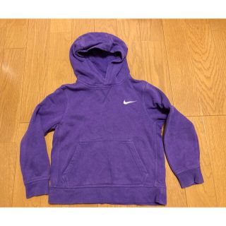 ナイキ(NIKE)のキッズ　パーカー　140(Tシャツ/カットソー)