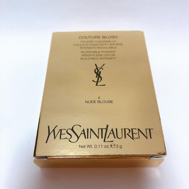 Yves Saint Laurent Beaute(イヴサンローランボーテ)のイヴ・サンローラン ブラッシュクチュール No.5 ヌード ブラウス コスメ/美容のメイク道具/ケアグッズ(チーク/フェイスブラシ)の商品写真