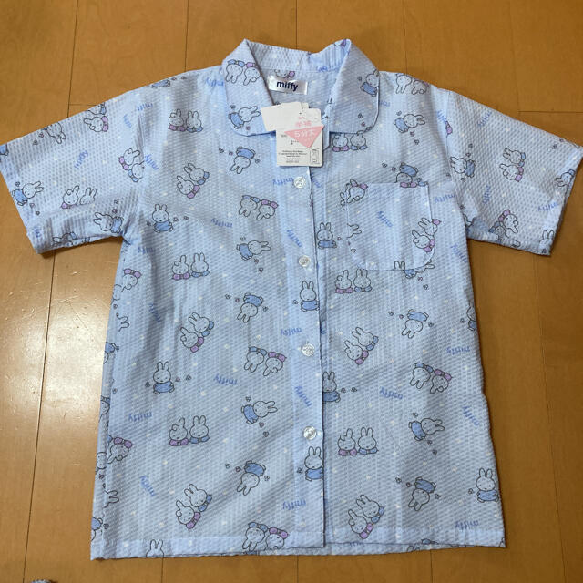 女の子　ミッフィー　パジャマ　150 新品未使用品　タグ付き キッズ/ベビー/マタニティのキッズ服女の子用(90cm~)(パジャマ)の商品写真