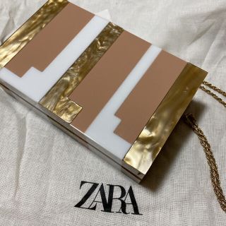 ザラ(ZARA)の【新品】ZARA ミノディエール チェーンバッグ(ショルダーバッグ)