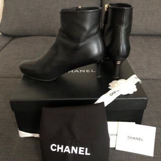 CHANEL - CHANELシャネル CCロゴ ショートブーツの通販 by oki's shop