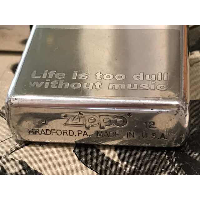 ZIPPO(ジッポー)のジッポー2012年製「Life is Music」 メンズのファッション小物(タバコグッズ)の商品写真