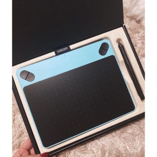 ワコム(Wacom)のintuos(コミック用品)