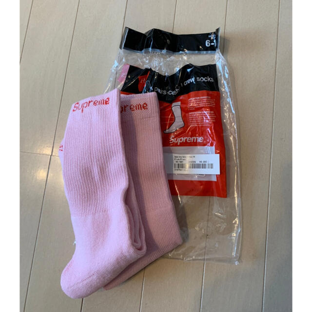 Supreme(シュプリーム)のsupreme Hanes ソックス　ピンク メンズのレッグウェア(ソックス)の商品写真