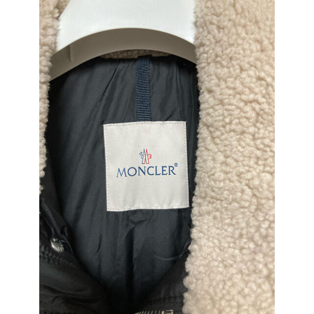 MONCLER(モンクレール)のレア　モンクレール　ダウンジャケット　ムートン　ボア　レザー　フード　黒　00 メンズのジャケット/アウター(ダウンジャケット)の商品写真