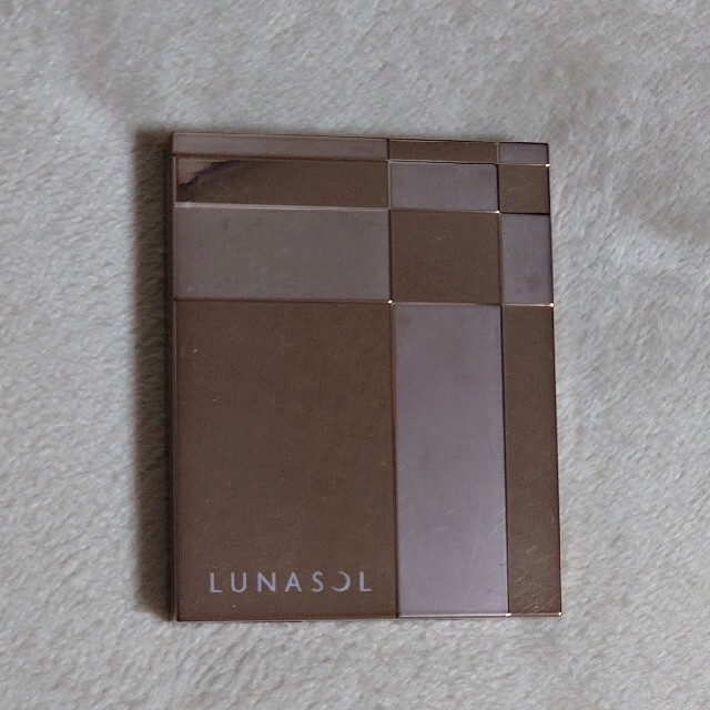 LUNASOL(ルナソル)のルナソル ベルベットフルアイズ 01 LUNASOL コスメ/美容のベースメイク/化粧品(アイシャドウ)の商品写真