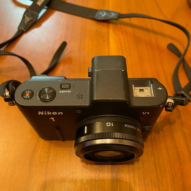 NIKON 1 v1 (本体ジャンク) NIKON 1 v1 (本体ジャンク)