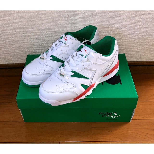 DIADORA - 新品 diadora CROSS TRAINER DX 26cm 白 緑 赤の通販 by ...