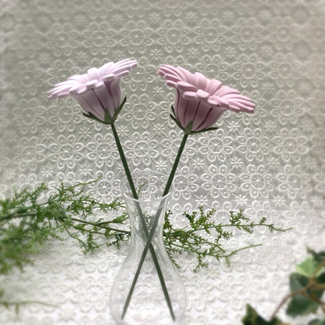 ハートガーベラ ピンク 2本セット クレイフラワー 造花 花の通販 ハートガーベラ ピンク 2本セット クレイフラワー 造花 花の通販