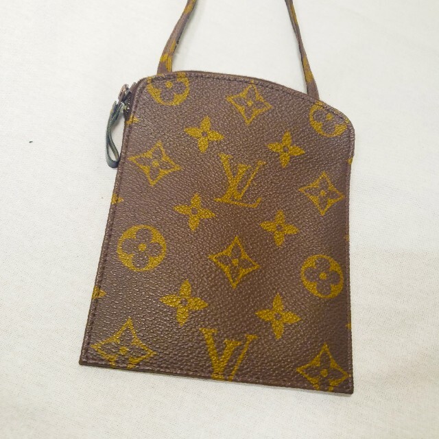 LOUIS VUITTON(ルイヴィトン)の【美品】LOUISVUITTON　ポシェットセクレ　モノグラム　ショルダーバッグ レディースのバッグ(ショルダーバッグ)の商品写真