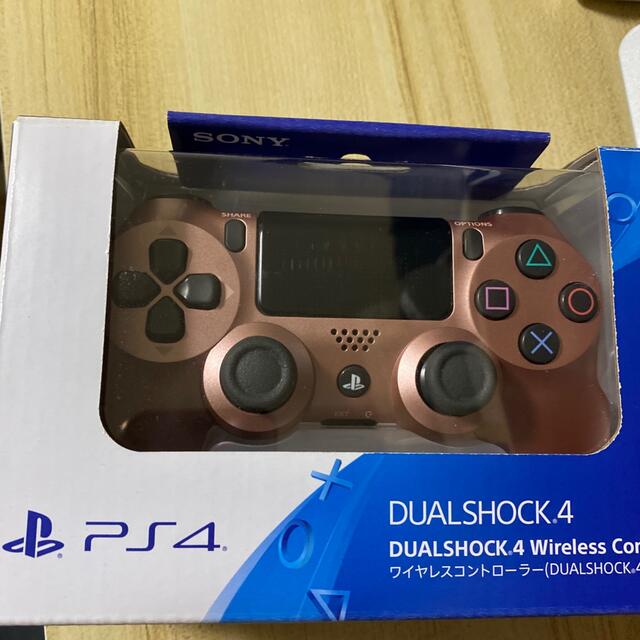 PlayStation4(プレイステーション4)のPS4用デュアルショック4 ローズゴールド エンタメ/ホビーのゲームソフト/ゲーム機本体(その他)の商品写真